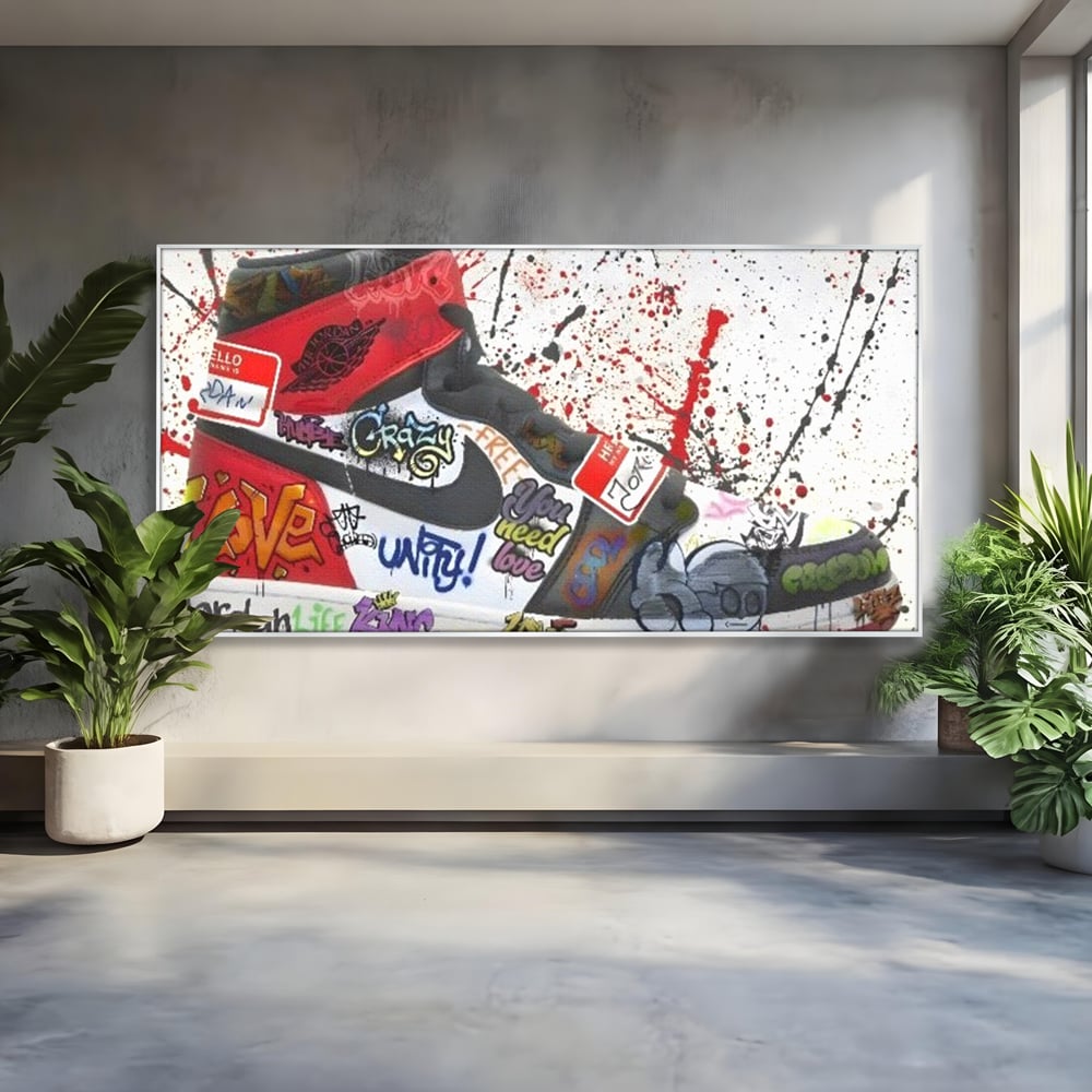 Tablou canvas cu pictura adidasi air jordan cu graffiti, in rama de aluminiu argintiu
